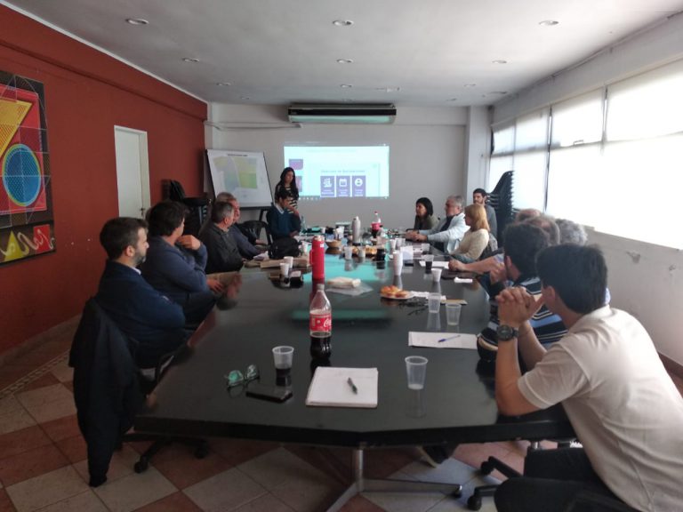 Lee más sobre el artículo Reunión en Municipalidad de Vicente López: agilidad en la gestión de registro, aprobación y final de obras