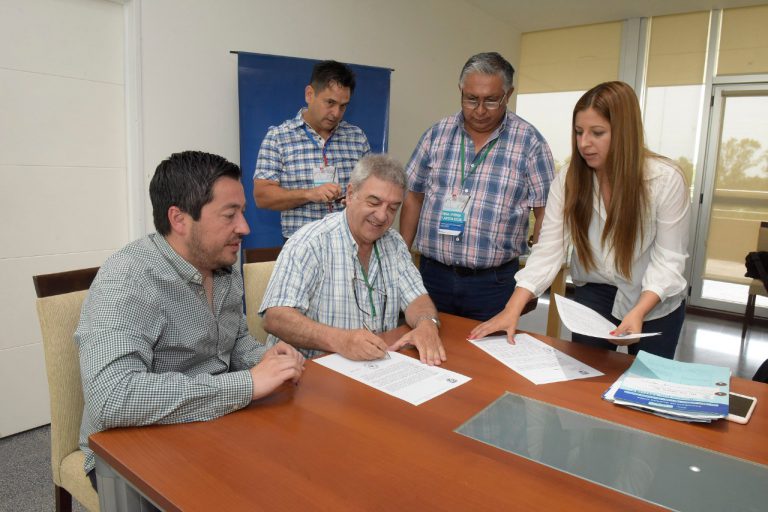 Lee más sobre el artículo Firma de convenio con el Municipio Malvinas Argentinas